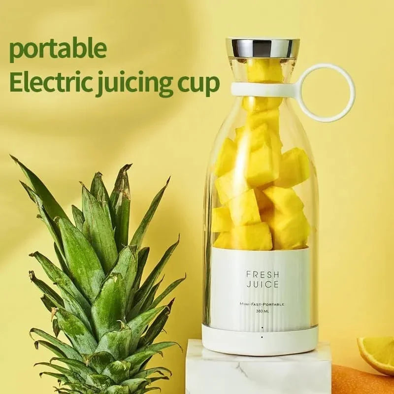 Portable and Electric Blender Bottle Juicer for Shakes and Smoothies, Mini Juicer